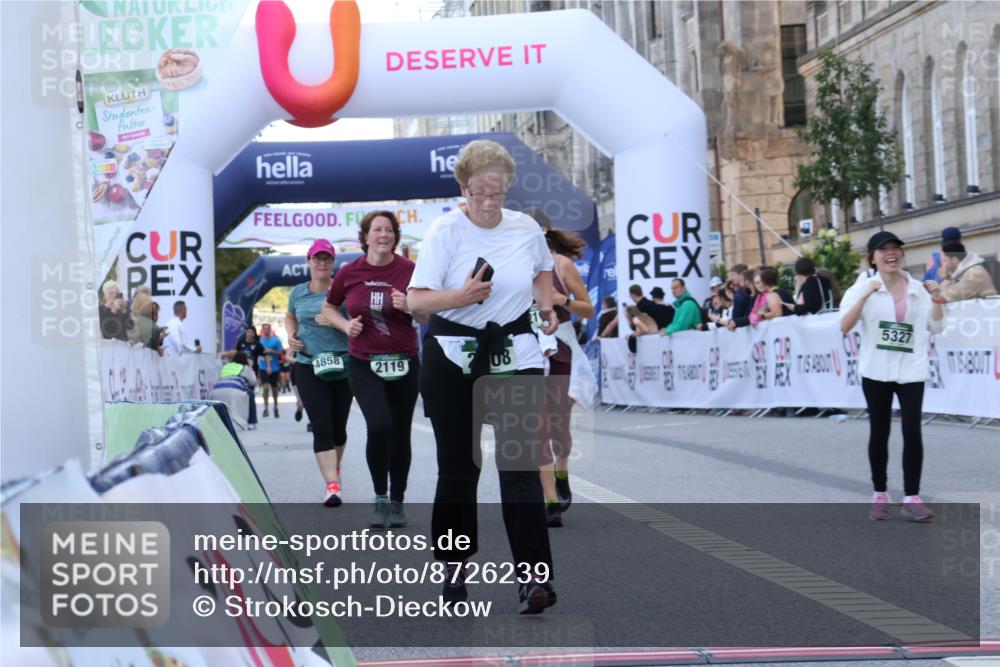 07.09.2025 - BARMER Alsterlauf Strokosch-Dieckow http://msf.ph/oto/8726239 07.09.2025 10:27:45 Ziel 2008, 2119, 2179, 4713, 4858, 5327, 6171 meine-sportfotos.de