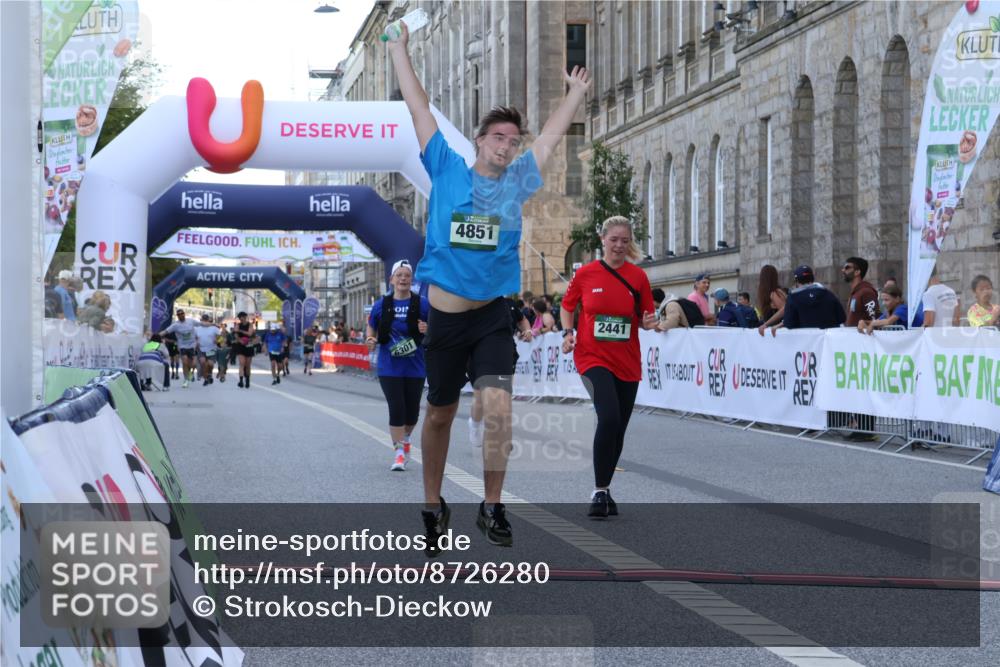 07.09.2025 - BARMER Alsterlauf Strokosch-Dieckow http://msf.ph/oto/8726280 07.09.2025 10:28:10 Ziel 2441, 3003, 4851, 6301 meine-sportfotos.de