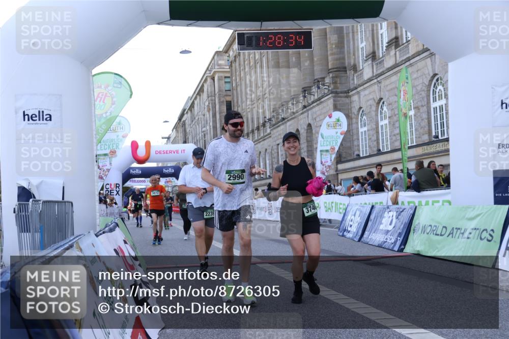 07.09.2025 - BARMER Alsterlauf Strokosch-Dieckow http://msf.ph/oto/8726305 07.09.2025 10:28:32 Ziel 2135, 2136, 2239, 2990, 3746, 3872, 4994, 5097, 5098 meine-sportfotos.de