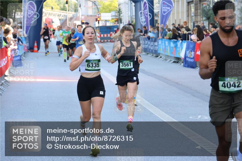 07.09.2025 - BARMER Alsterlauf Strokosch-Dieckow http://msf.ph/oto/8726315 07.09.2025 09:42:40 Ziel 2176, 3572, 4146, 4594, 5192, 5449, 5662, 8270 meine-sportfotos.de