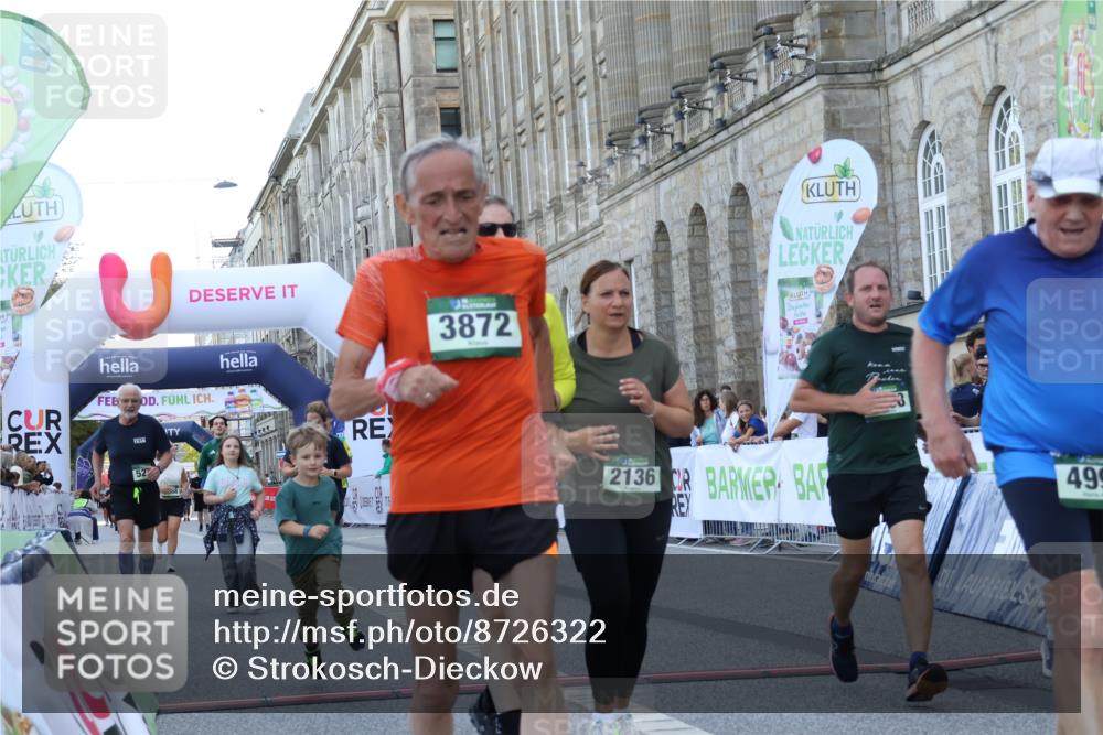 07.09.2025 - BARMER Alsterlauf Strokosch-Dieckow http://msf.ph/oto/8726322 07.09.2025 10:28:38 Ziel 2135, 2136, 2239, 3872, 4994, 5097, 5098, 5275, 5276, 5668, 5669, 6224 meine-sportfotos.de