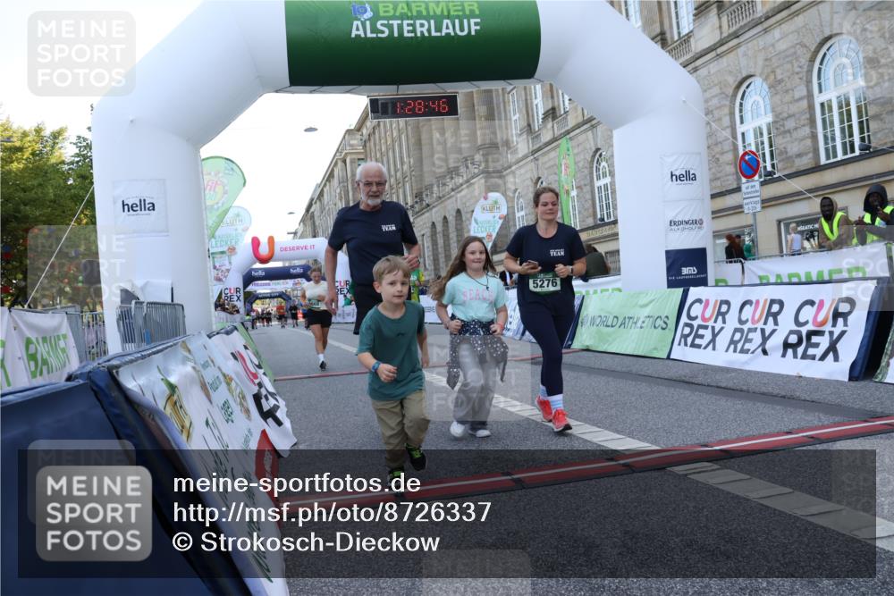 07.09.2025 - BARMER Alsterlauf Strokosch-Dieckow http://msf.ph/oto/8726337 07.09.2025 10:28:44 Ziel 5275, 5276, 5668, 5669, 6224 meine-sportfotos.de