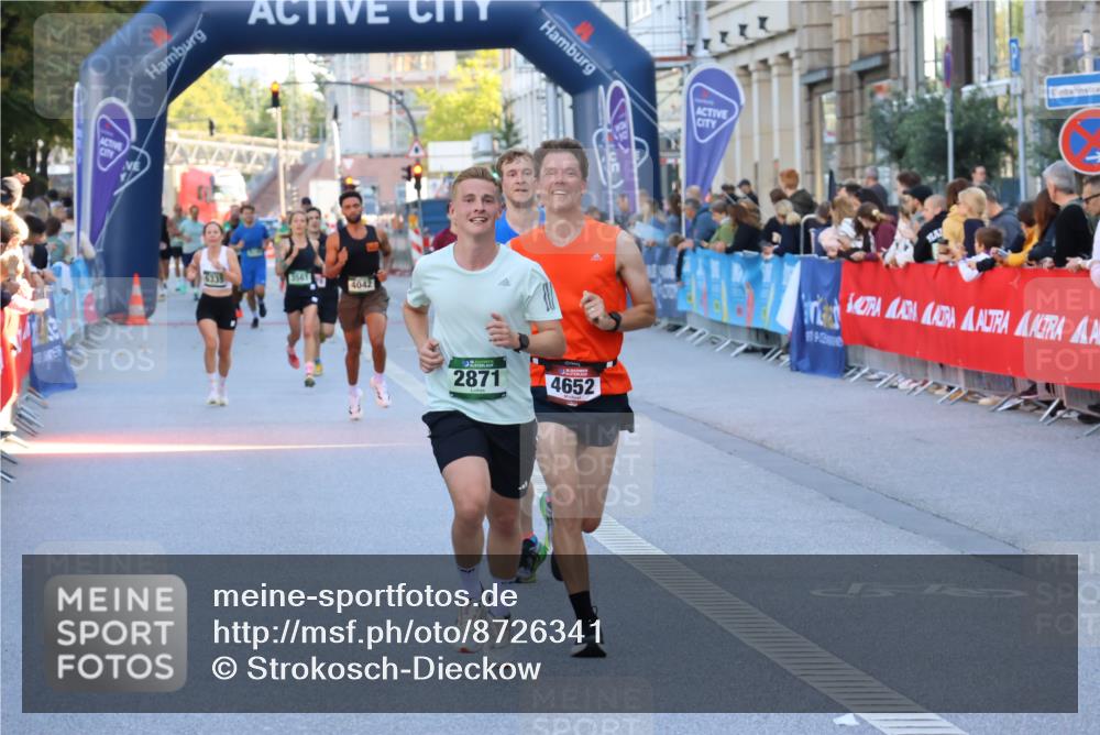 07.09.2025 - BARMER Alsterlauf Strokosch-Dieckow http://msf.ph/oto/8726341 07.09.2025 09:42:31 Ziel 2111, 2231, 3572, 4303, 4594, 5118, 5213, 5356, 5449, 5662, 5906, 6253, 6297, 8265, 8408 meine-sportfotos.de