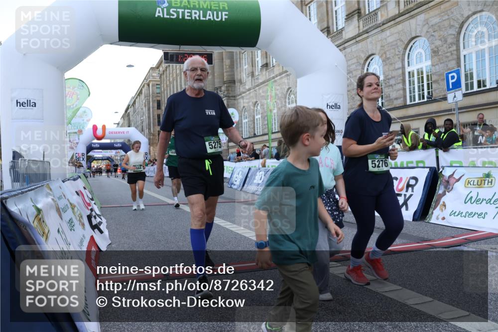 07.09.2025 - BARMER Alsterlauf Strokosch-Dieckow http://msf.ph/oto/8726342 07.09.2025 10:28:45 Ziel 5275, 5276, 5668, 5669, 6224 meine-sportfotos.de