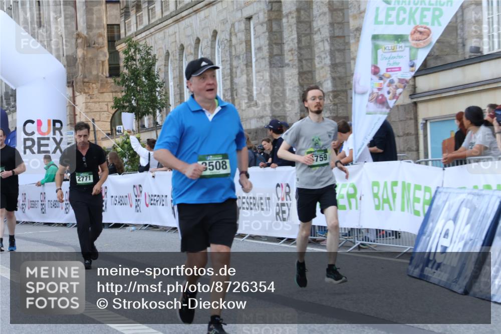 07.09.2025 - BARMER Alsterlauf Strokosch-Dieckow http://msf.ph/oto/8726354 07.09.2025 10:28:54 Ziel 2069, 2070, 2771, 2848, 3508 meine-sportfotos.de