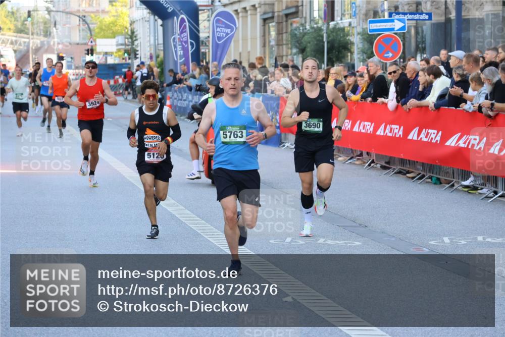07.09.2025 - BARMER Alsterlauf Strokosch-Dieckow http://msf.ph/oto/8726376 07.09.2025 09:42:21 Ziel 2111, 2231, 3074, 3079, 3561, 4042, 4303, 4594, 5118, 5213, 5356, 5906, 6253, 6297, 6335, 8265, 8408 meine-sportfotos.de