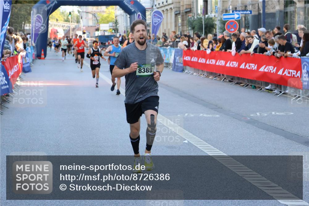 07.09.2025 - BARMER Alsterlauf Strokosch-Dieckow http://msf.ph/oto/8726386 07.09.2025 09:42:18 Ziel 2799, 2871, 3074, 3079, 3561, 4042, 5118, 5356, 5906, 6253, 6297, 6335, 8265, 8408 meine-sportfotos.de