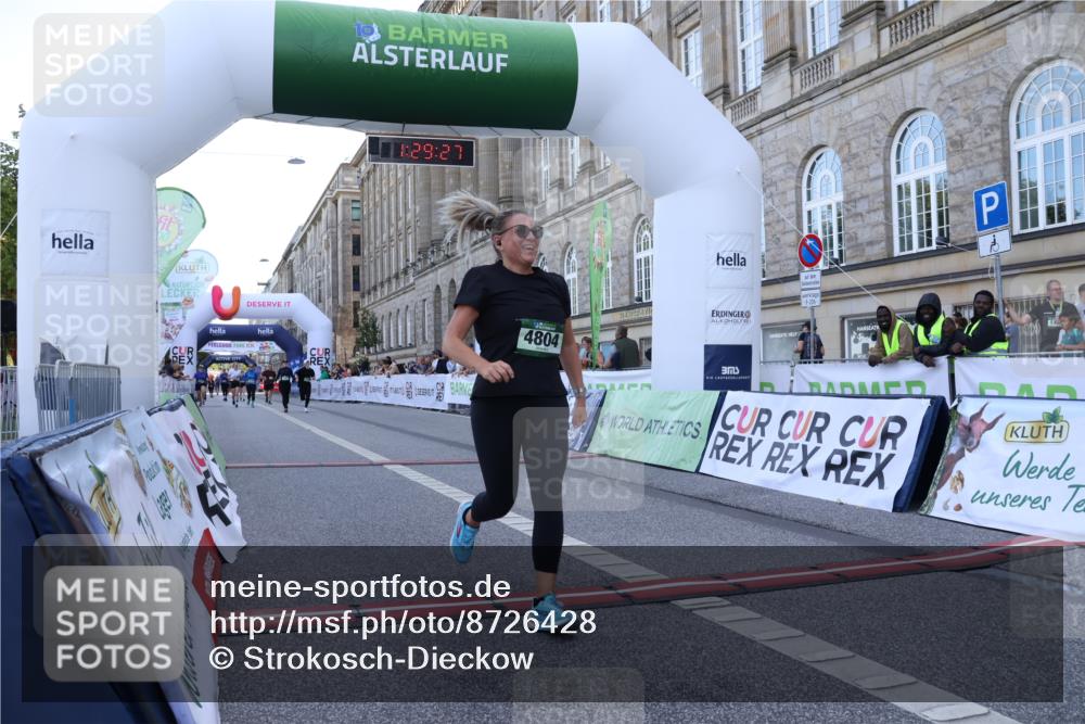07.09.2025 - BARMER Alsterlauf Strokosch-Dieckow http://msf.ph/oto/8726428 07.09.2025 10:29:26 Ziel 3457, 3560, 4201, 4804 meine-sportfotos.de