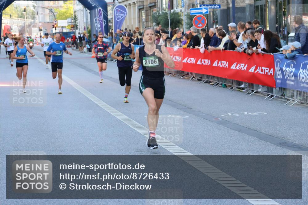 07.09.2025 - BARMER Alsterlauf Strokosch-Dieckow http://msf.ph/oto/8726433 07.09.2025 09:41:57 Ziel 3690, 3924, 4652, 5120, 5763, 8025, 8389 meine-sportfotos.de