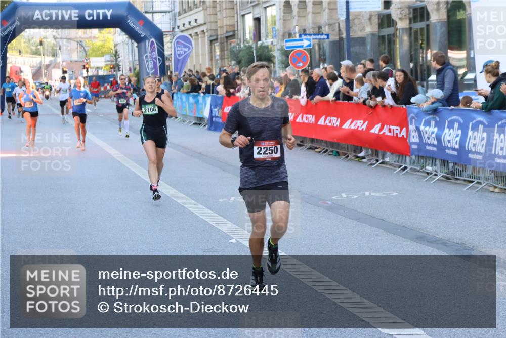 07.09.2025 - BARMER Alsterlauf Strokosch-Dieckow http://msf.ph/oto/8726445 07.09.2025 09:41:55 Ziel 3690, 3924, 5120, 5763, 8025, 8389 meine-sportfotos.de