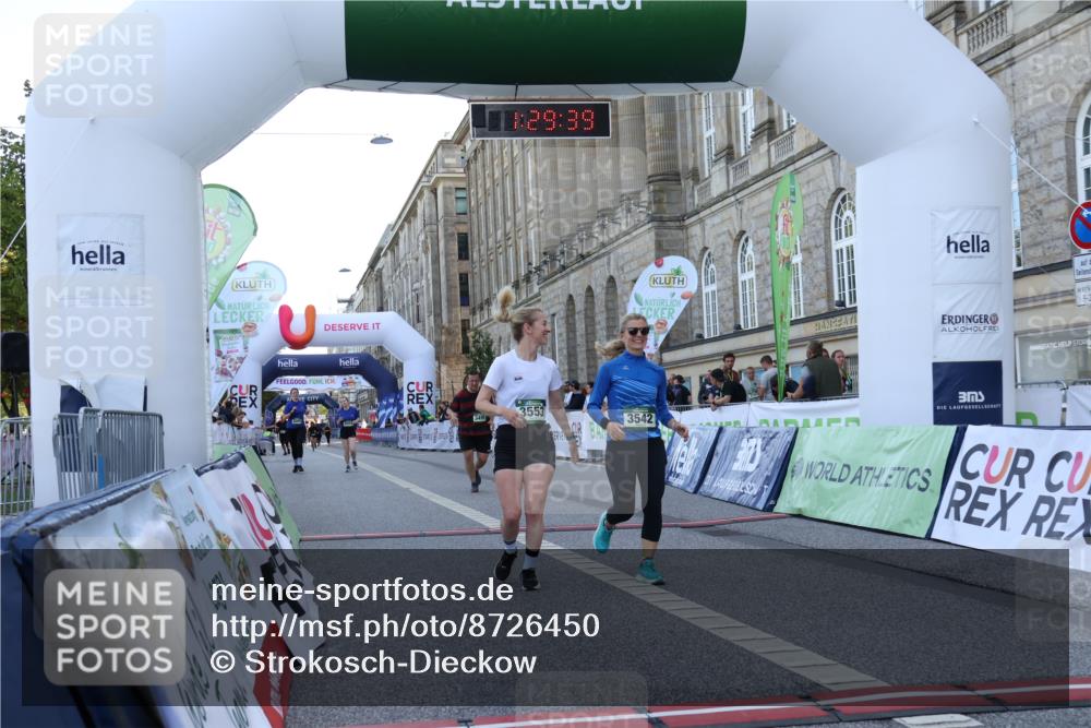 07.09.2025 - BARMER Alsterlauf Strokosch-Dieckow http://msf.ph/oto/8726450 07.09.2025 10:29:37 Ziel 3495, 3542, 3553, 4000, 4004, 4201 meine-sportfotos.de