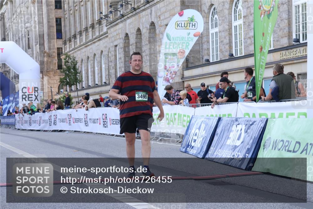 07.09.2025 - BARMER Alsterlauf Strokosch-Dieckow http://msf.ph/oto/8726455 07.09.2025 10:29:39 Ziel 3495, 3542, 3553, 4000, 4004 meine-sportfotos.de
