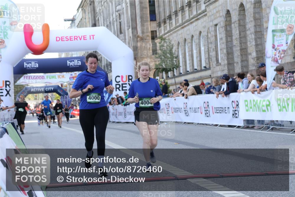 07.09.2025 - BARMER Alsterlauf Strokosch-Dieckow http://msf.ph/oto/8726460 07.09.2025 10:29:42 Ziel 3495, 4000, 4004 meine-sportfotos.de