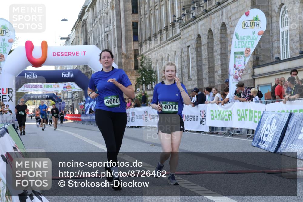 07.09.2025 - BARMER Alsterlauf Strokosch-Dieckow http://msf.ph/oto/8726462 07.09.2025 10:29:43 Ziel 3495, 4000, 4004 meine-sportfotos.de