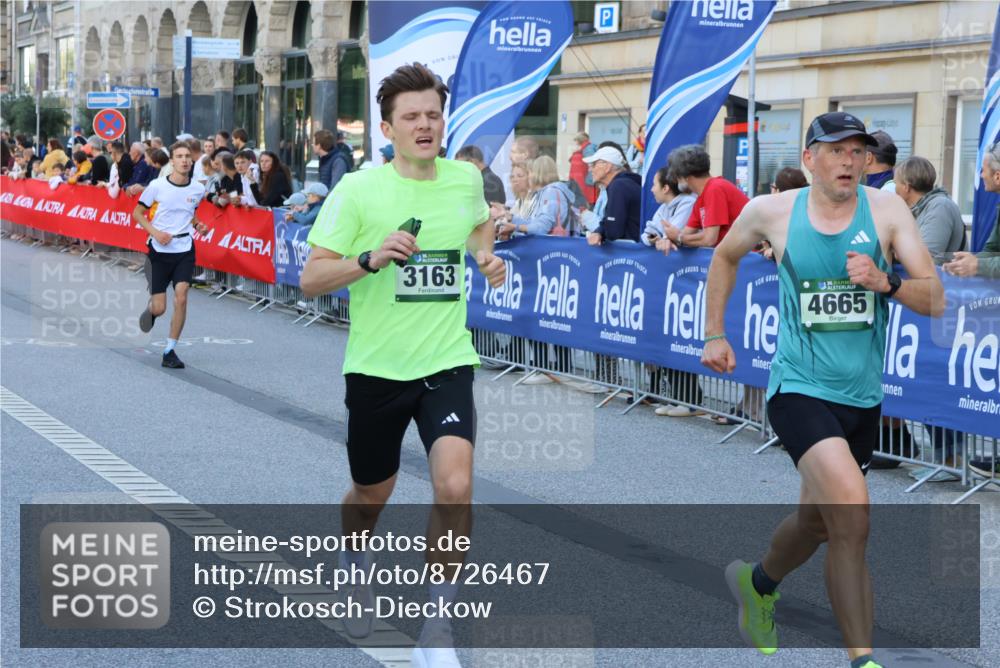 07.09.2025 - BARMER Alsterlauf Strokosch-Dieckow http://msf.ph/oto/8726467 07.09.2025 09:41:50 Ziel 3690, 5120, 5763, 6013, 6066, 8025, 8358, 8389 meine-sportfotos.de