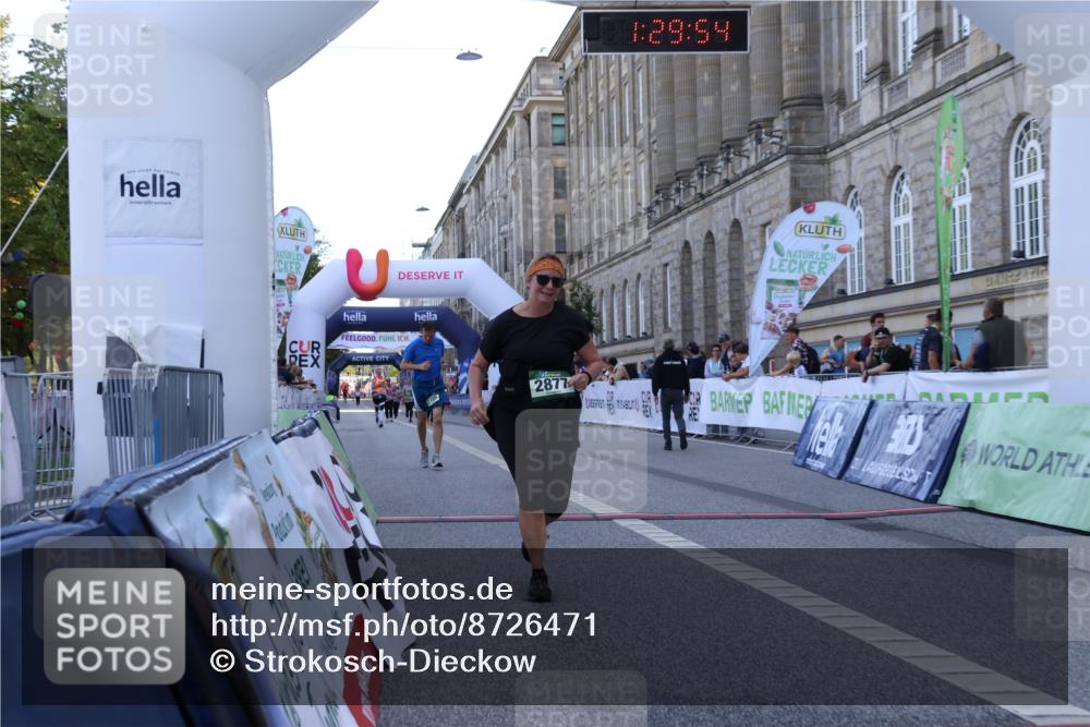 07.09.2025 - BARMER Alsterlauf Strokosch-Dieckow http://msf.ph/oto/8726471 07.09.2025 10:29:53 Ziel 2877, 3141, 3165 meine-sportfotos.de
