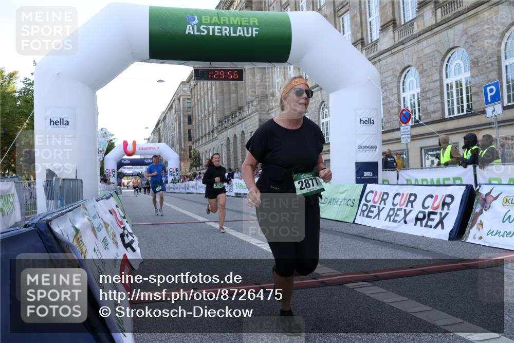 07.09.2025 - BARMER Alsterlauf Strokosch-Dieckow http://msf.ph/oto/8726475 07.09.2025 10:29:54 Ziel 2877, 3141, 3165 meine-sportfotos.de