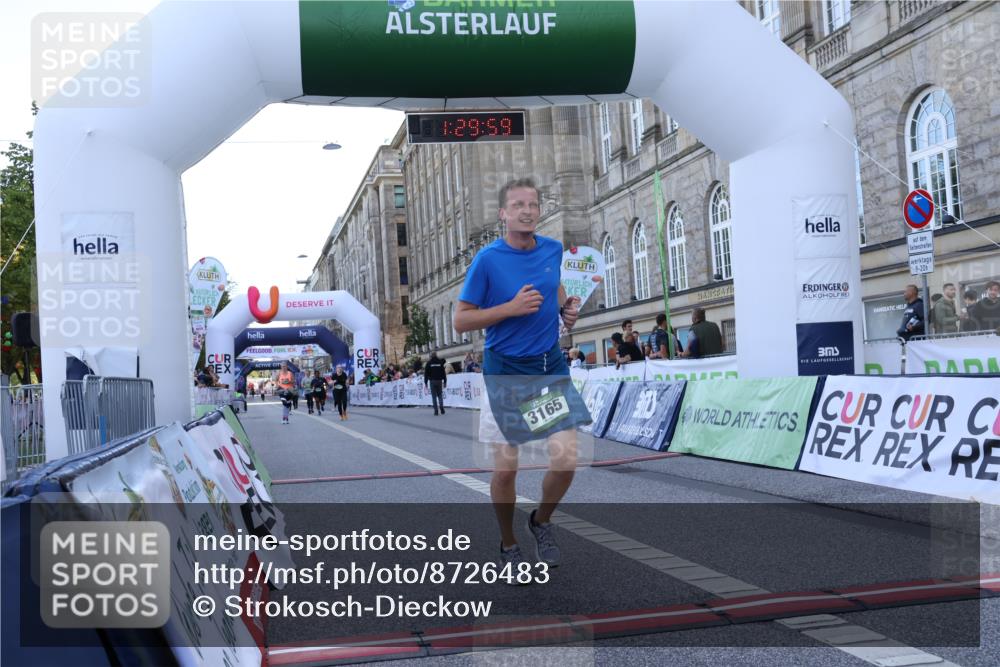 07.09.2025 - BARMER Alsterlauf Strokosch-Dieckow http://msf.ph/oto/8726483 07.09.2025 10:29:57 Ziel 2486, 2877, 3141, 3165, 5071 meine-sportfotos.de