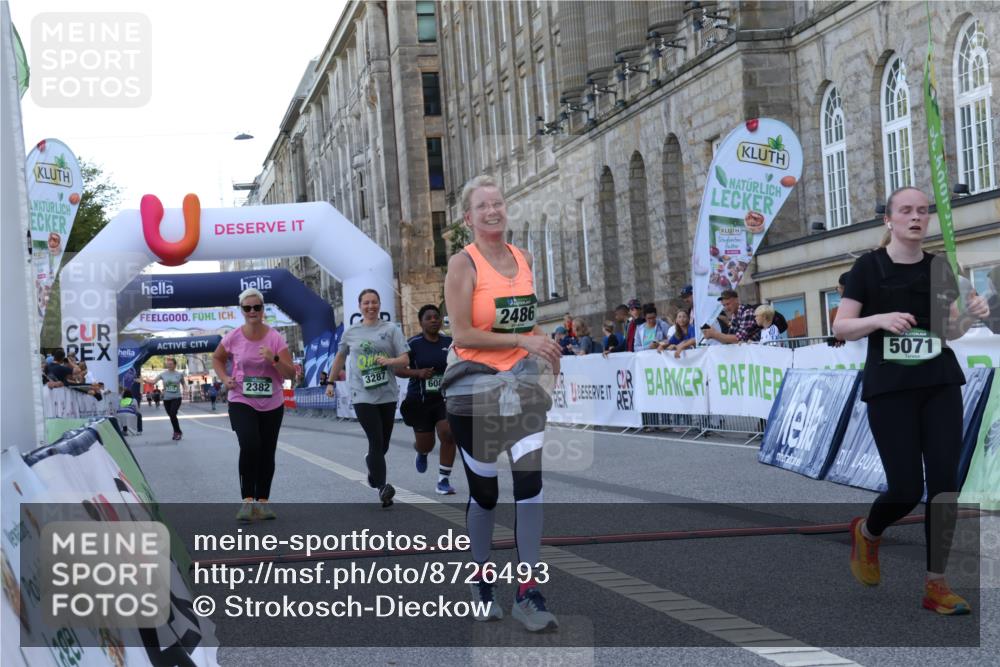 07.09.2025 - BARMER Alsterlauf Strokosch-Dieckow http://msf.ph/oto/8726493 07.09.2025 10:30:05 Ziel 2382, 2486, 3287, 4584, 5071, 6087 meine-sportfotos.de