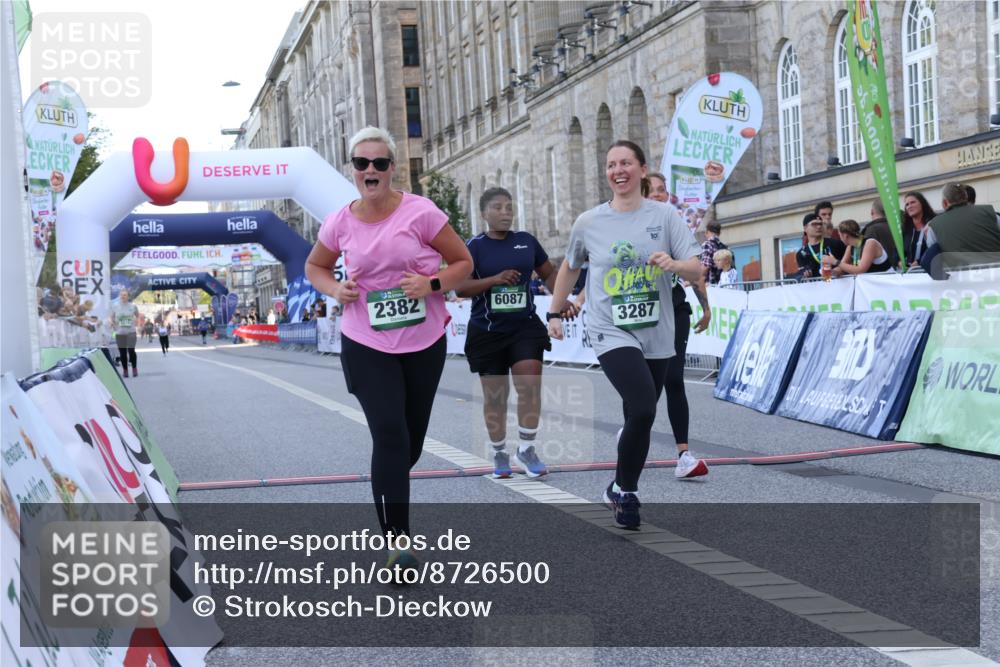 07.09.2025 - BARMER Alsterlauf Strokosch-Dieckow http://msf.ph/oto/8726500 07.09.2025 10:30:07 Ziel 2382, 2486, 3287, 4584, 5071, 6087 meine-sportfotos.de