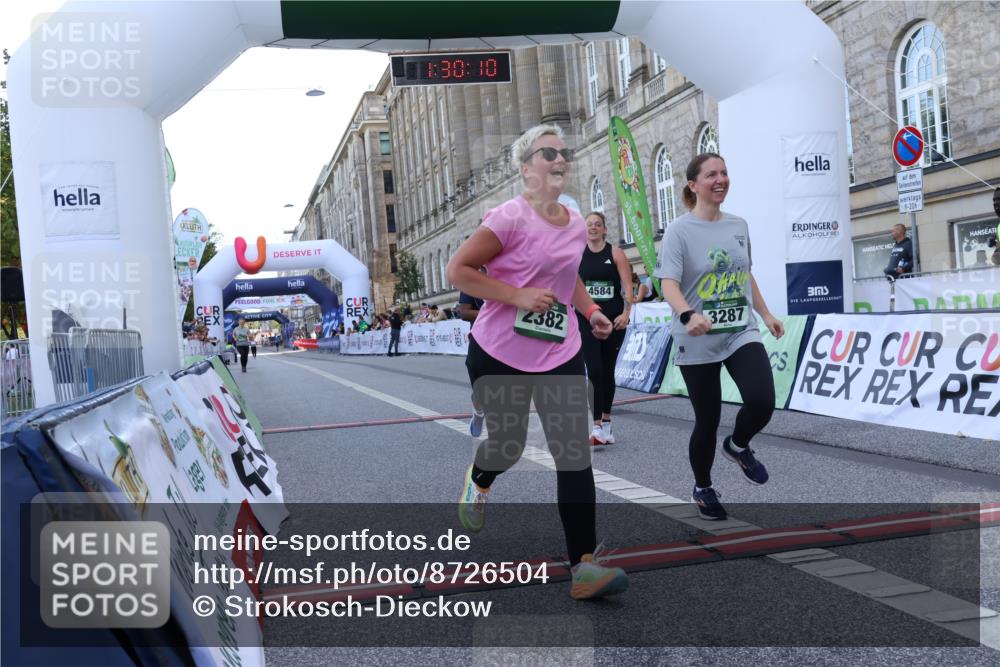 07.09.2025 - BARMER Alsterlauf Strokosch-Dieckow http://msf.ph/oto/8726504 07.09.2025 10:30:08 Ziel 2382, 2486, 3287, 4584, 5071, 6087 meine-sportfotos.de