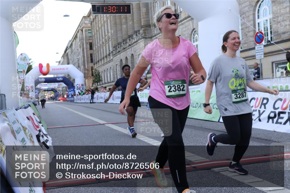 07.09.2025 - BARMER Alsterlauf Strokosch-Dieckow http://msf.ph/oto/8726506 07.09.2025 10:30:09 Ziel 2382, 2486, 3287, 4584, 5071, 6087 meine-sportfotos.de