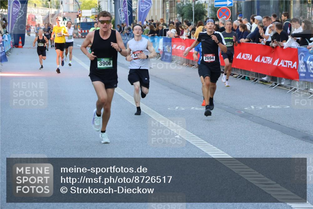 07.09.2025 - BARMER Alsterlauf Strokosch-Dieckow http://msf.ph/oto/8726517 07.09.2025 09:41:39 Ziel 2106, 2250, 3405, 4687, 5583, 5828, 6013, 6066, 8358 meine-sportfotos.de