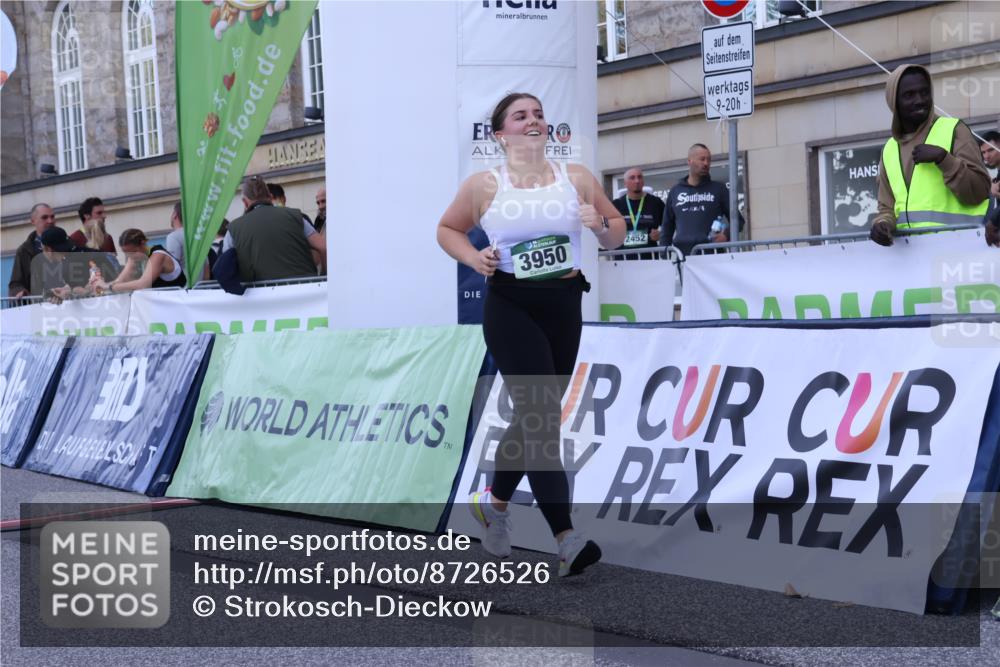 07.09.2025 - BARMER Alsterlauf Strokosch-Dieckow http://msf.ph/oto/8726526 07.09.2025 10:30:29 Ziel 3950 meine-sportfotos.de
