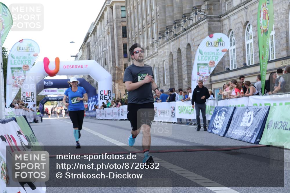 07.09.2025 - BARMER Alsterlauf Strokosch-Dieckow http://msf.ph/oto/8726532 07.09.2025 10:30:48 Ziel 4126 meine-sportfotos.de