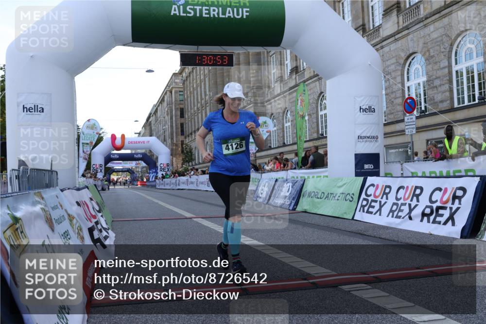 07.09.2025 - BARMER Alsterlauf Strokosch-Dieckow http://msf.ph/oto/8726542 07.09.2025 10:30:51 Ziel 4126 meine-sportfotos.de
