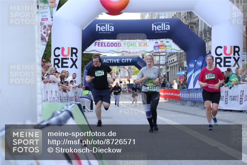 07.09.2025 - BARMER Alsterlauf Strokosch-Dieckow http://msf.ph/oto/8726571 07.09.2025 10:31:32 Ziel 2563, 3324, 3451, 4624 meine-sportfotos.de