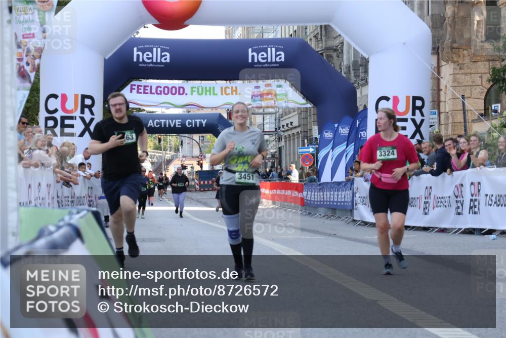 07.09.2025 - BARMER Alsterlauf Strokosch-Dieckow http://msf.ph/oto/8726572 07.09.2025 10:31:33 Ziel 2563, 3324, 3451 meine-sportfotos.de