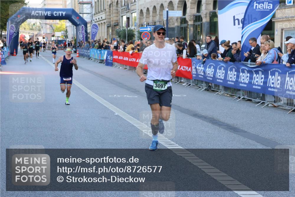 07.09.2025 - BARMER Alsterlauf Strokosch-Dieckow http://msf.ph/oto/8726577 07.09.2025 09:41:16 Ziel 2097, 2694, 3163, 3597, 3906, 4632, 4665, 4745, 5149, 5161, 5476, 6125, 6139, 6306, 8375 meine-sportfotos.de