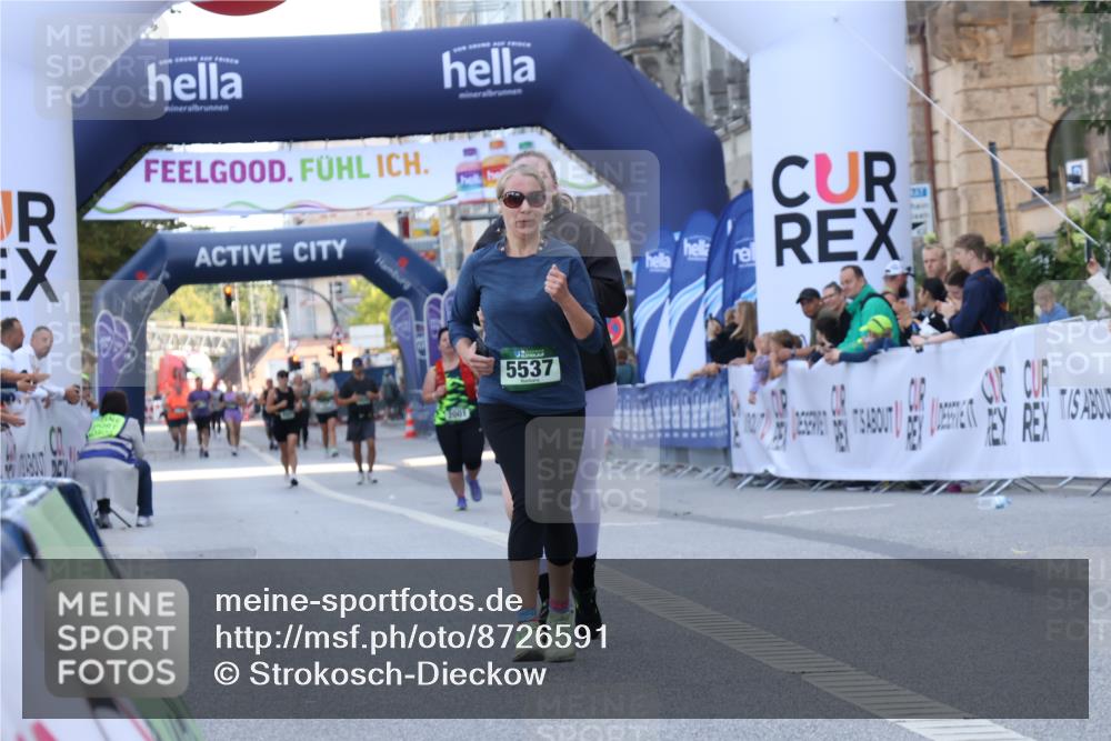 07.09.2025 - BARMER Alsterlauf Strokosch-Dieckow http://msf.ph/oto/8726591 07.09.2025 10:31:55 Ziel 4388, 5537, 5599 meine-sportfotos.de