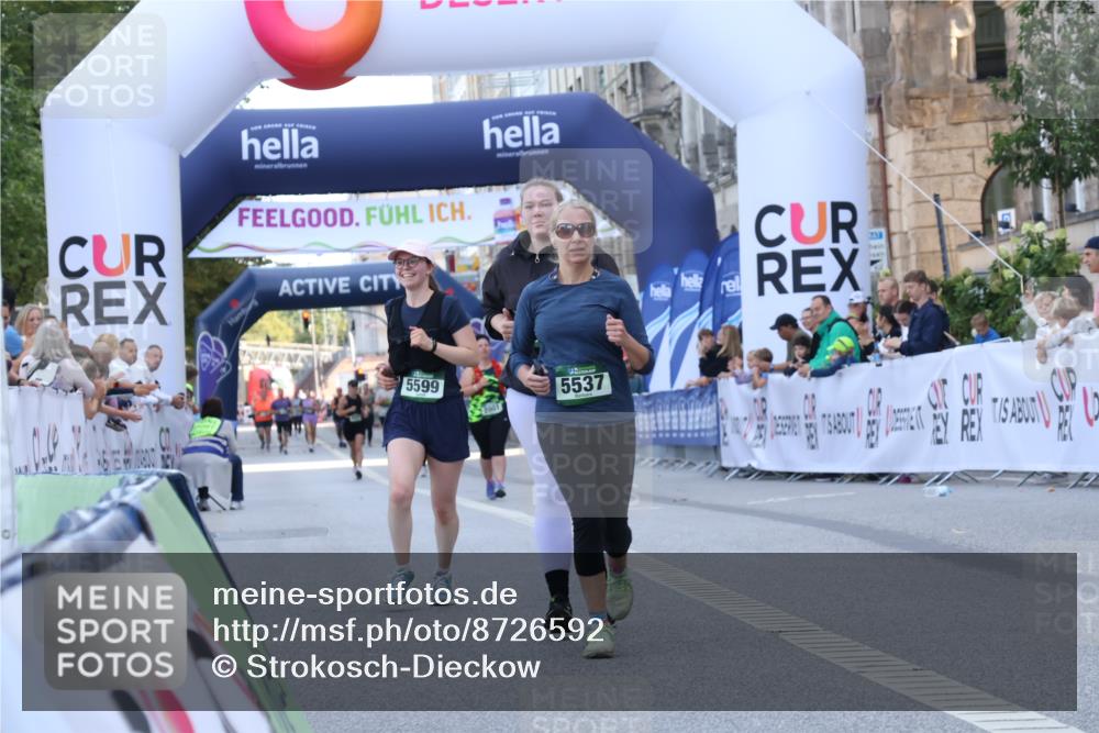 07.09.2025 - BARMER Alsterlauf Strokosch-Dieckow http://msf.ph/oto/8726592 07.09.2025 10:31:55 Ziel 4388, 5537, 5599 meine-sportfotos.de
