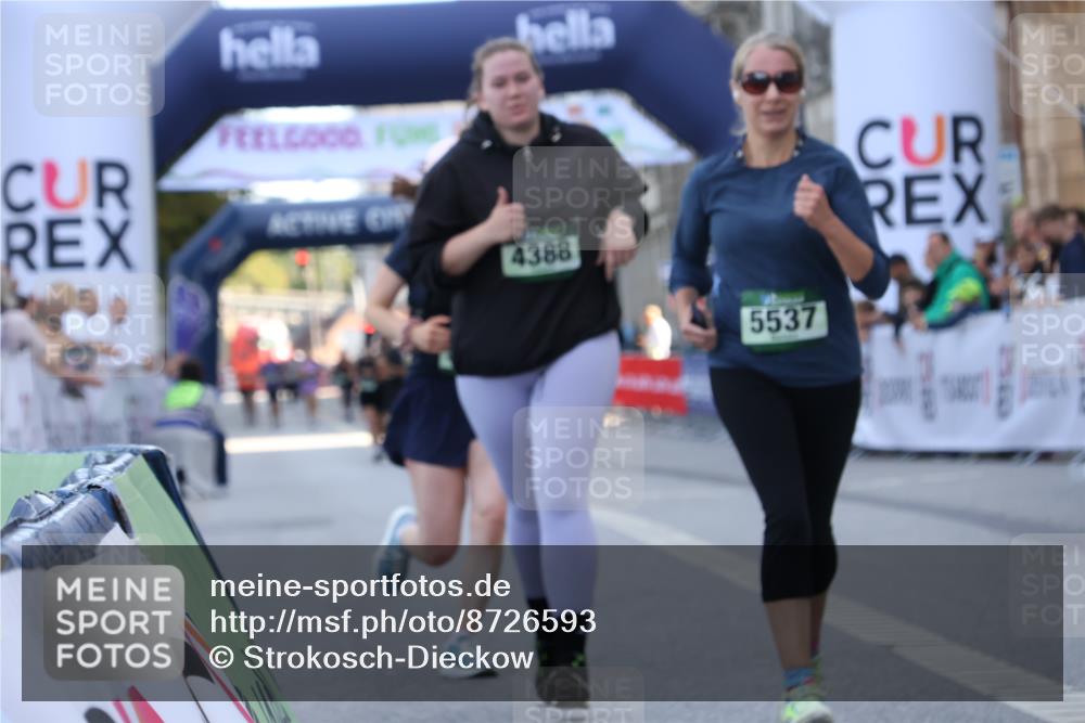 07.09.2025 - BARMER Alsterlauf Strokosch-Dieckow http://msf.ph/oto/8726593 07.09.2025 10:31:57 Ziel 4388, 5537, 5599 meine-sportfotos.de