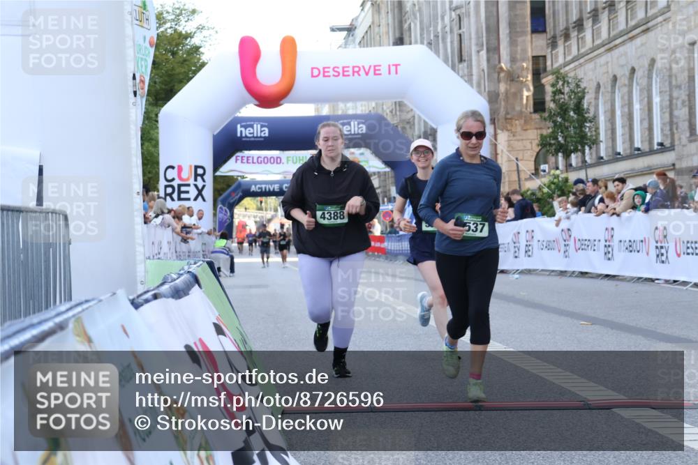 07.09.2025 - BARMER Alsterlauf Strokosch-Dieckow http://msf.ph/oto/8726596 07.09.2025 10:31:58 Ziel 4388, 5537, 5599 meine-sportfotos.de