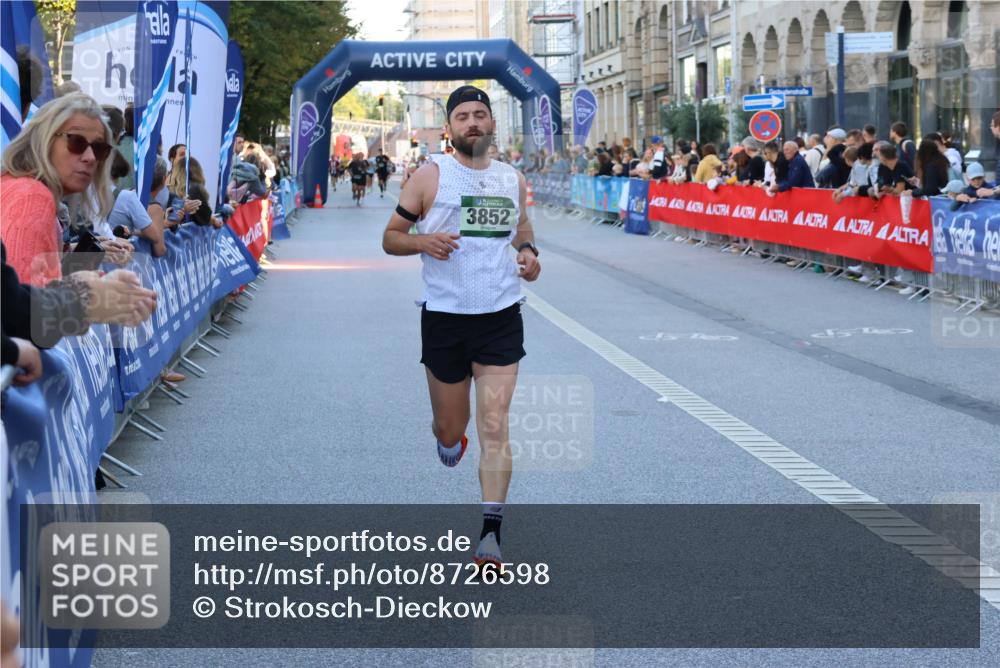 07.09.2025 - BARMER Alsterlauf Strokosch-Dieckow http://msf.ph/oto/8726598 07.09.2025 09:41:08 Ziel 2098, 2694, 3517, 3597, 3906, 4632, 5161, 5476, 5716, 5878, 6125, 8375, 8499 meine-sportfotos.de