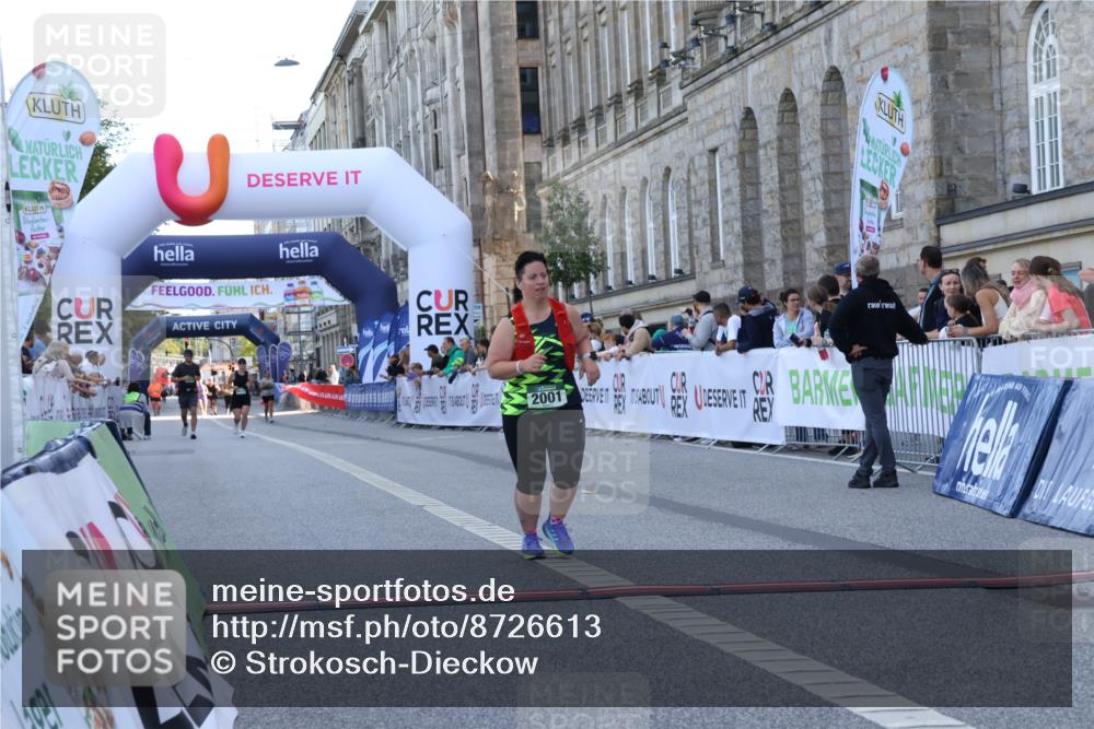 07.09.2025 - BARMER Alsterlauf Strokosch-Dieckow http://msf.ph/oto/8726613 07.09.2025 10:32:08 Ziel 2001 meine-sportfotos.de
