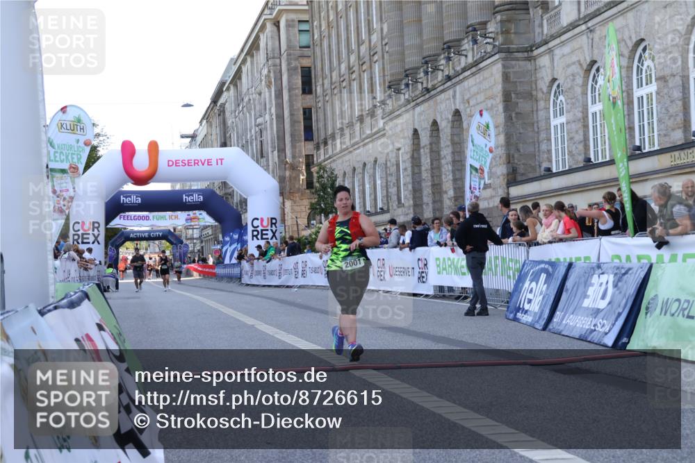 07.09.2025 - BARMER Alsterlauf Strokosch-Dieckow http://msf.ph/oto/8726615 07.09.2025 10:32:09 Ziel 2001 meine-sportfotos.de