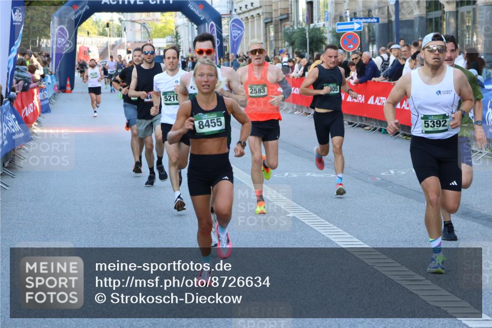 07.09.2025 - BARMER Alsterlauf Strokosch-Dieckow http://msf.ph/oto/8726634 07.09.2025 09:40:58 Ziel 2098, 3097, 3517, 4632, 4692, 5161, 5716, 5878, 8499 meine-sportfotos.de