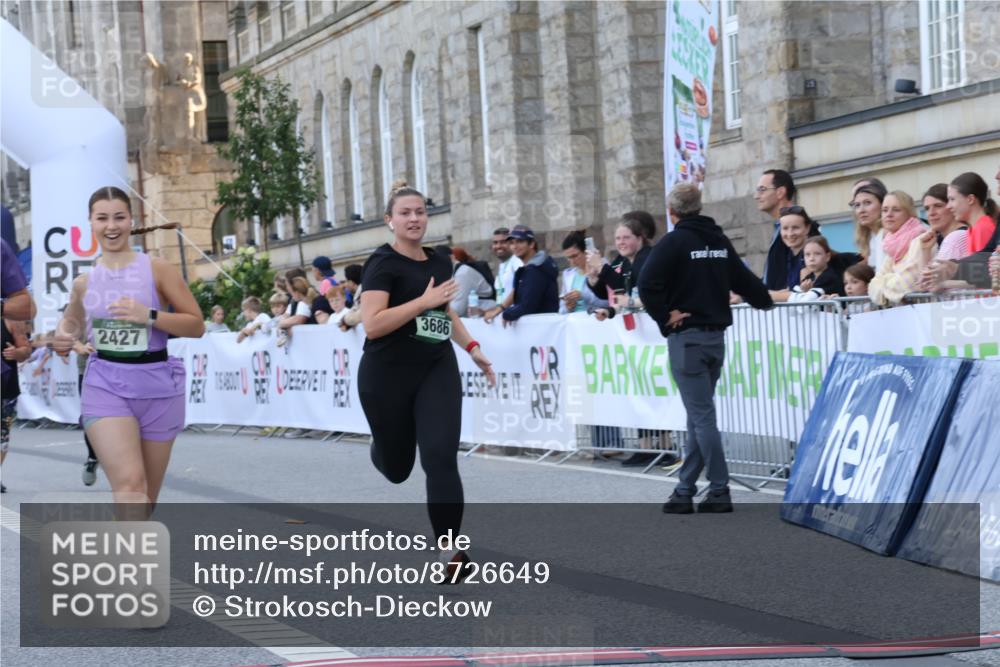 07.09.2025 - BARMER Alsterlauf Strokosch-Dieckow http://msf.ph/oto/8726649 07.09.2025 10:32:43 Ziel 1145, 2420, 2427, 2635, 2807, 3686 meine-sportfotos.de