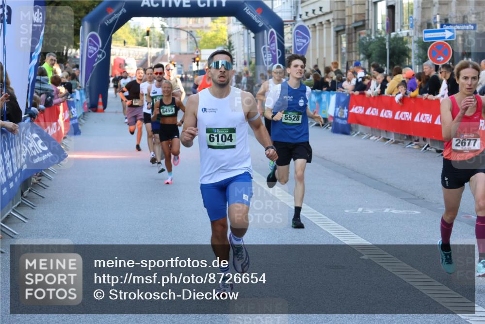 07.09.2025 - BARMER Alsterlauf Strokosch-Dieckow http://msf.ph/oto/8726654 07.09.2025 09:40:53 Ziel 3097, 3516, 3517, 4692, 5878, 8499 meine-sportfotos.de