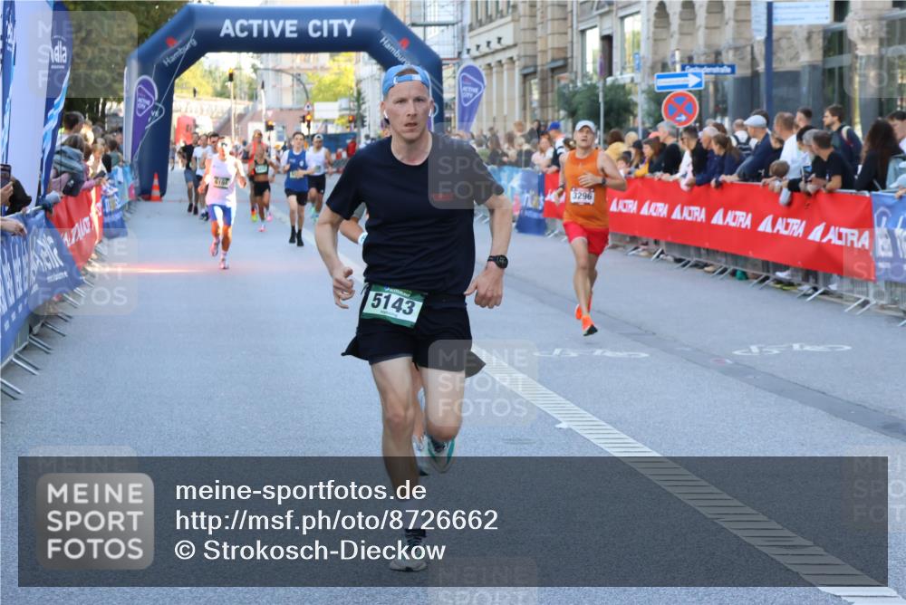 07.09.2025 - BARMER Alsterlauf Strokosch-Dieckow http://msf.ph/oto/8726662 07.09.2025 09:40:47 Ziel 3097, 3516, 3852, 4692, 8232 meine-sportfotos.de