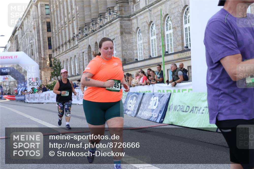07.09.2025 - BARMER Alsterlauf Strokosch-Dieckow http://msf.ph/oto/8726666 07.09.2025 10:32:49 Ziel 1145, 2420, 2427, 2635, 3686 meine-sportfotos.de