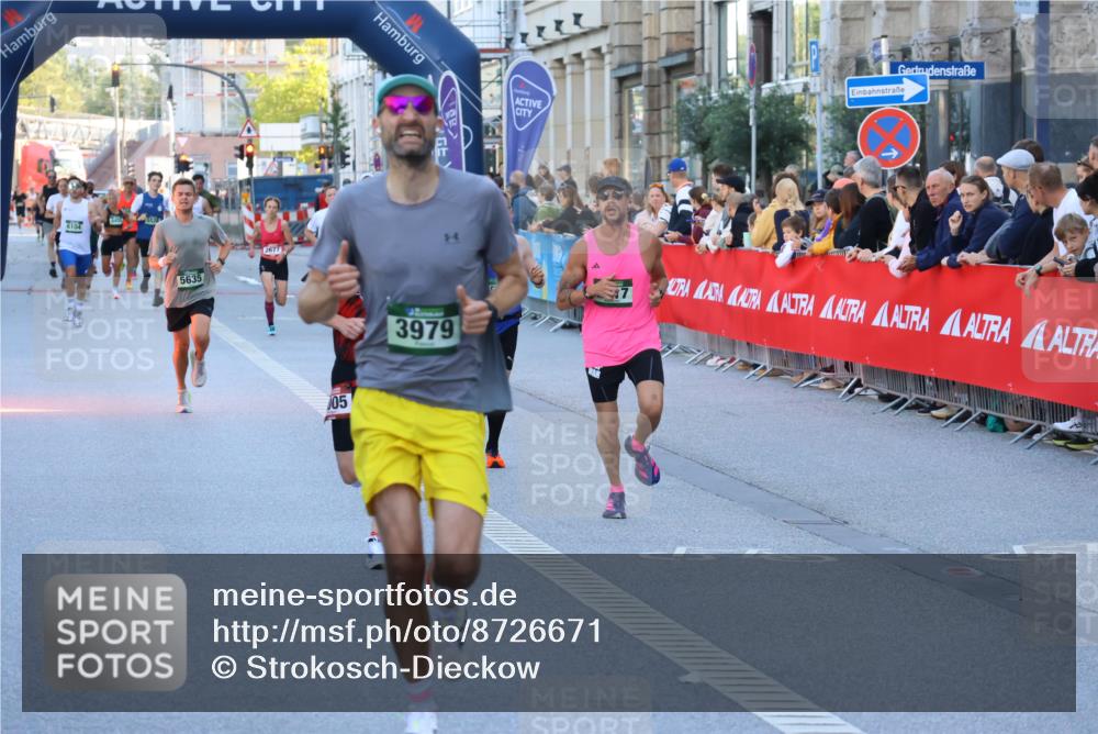 07.09.2025 - BARMER Alsterlauf Strokosch-Dieckow http://msf.ph/oto/8726671 07.09.2025 09:40:41 Ziel 2583, 3097, 3516, 3852, 4305, 4307, 4498, 5210, 5392, 5528, 6307, 8232, 8435, 8455 meine-sportfotos.de