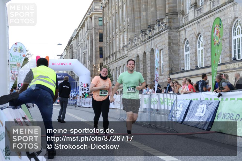 07.09.2025 - BARMER Alsterlauf Strokosch-Dieckow http://msf.ph/oto/8726717 07.09.2025 10:34:16 Ziel 4345, 4346 meine-sportfotos.de