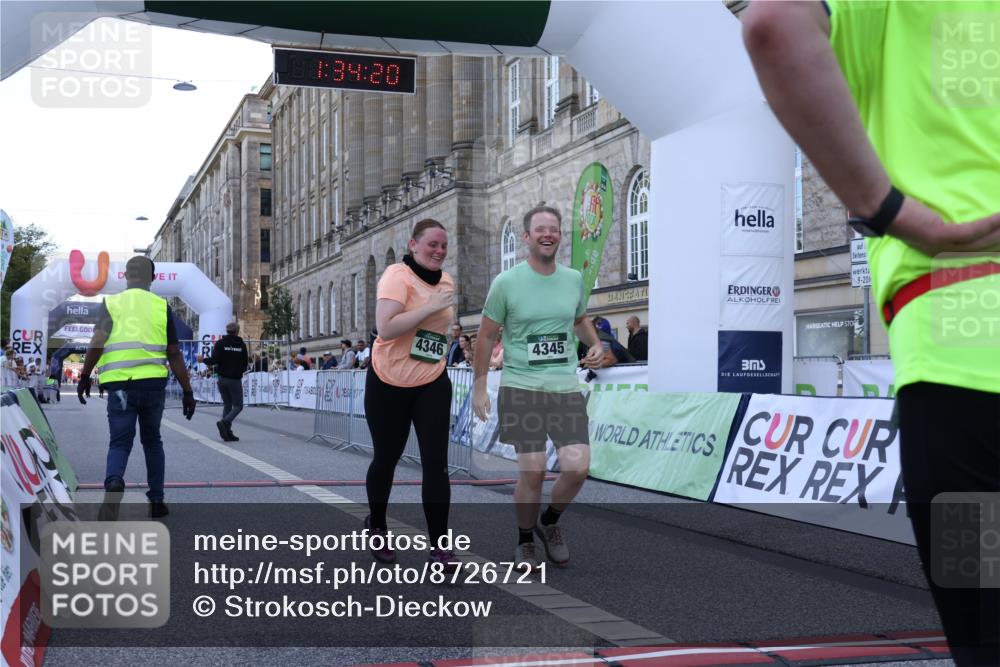 07.09.2025 - BARMER Alsterlauf Strokosch-Dieckow http://msf.ph/oto/8726721 07.09.2025 10:34:18 Ziel 4345, 4346 meine-sportfotos.de