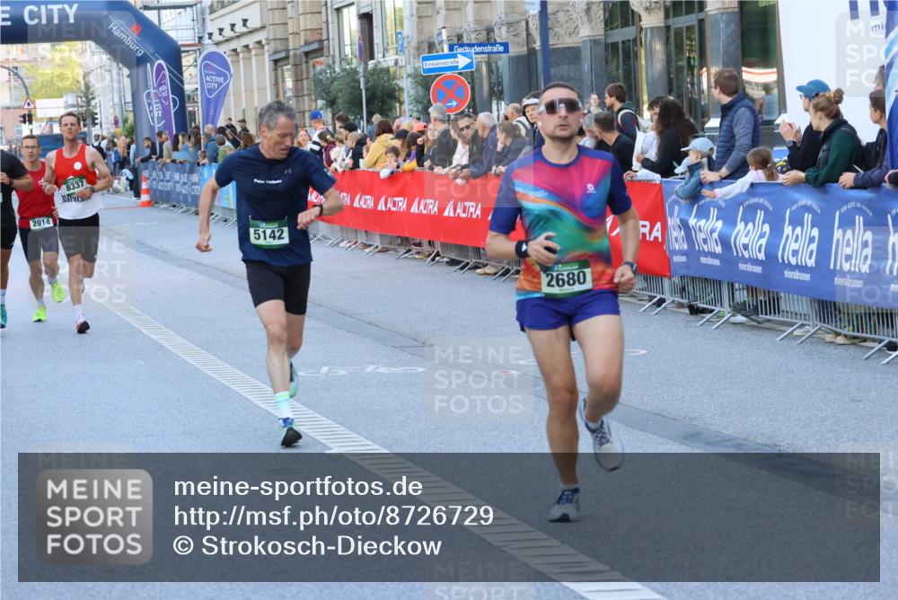 07.09.2025 - BARMER Alsterlauf Strokosch-Dieckow http://msf.ph/oto/8726729 07.09.2025 09:40:27 Ziel 2017, 2583, 2677, 3296, 3979, 4005, 4305, 4307, 4498, 5143, 5210, 5392, 5525, 5528, 5635, 6104, 6307, 8232, 8424, 8435, 8455 meine-sportfotos.de