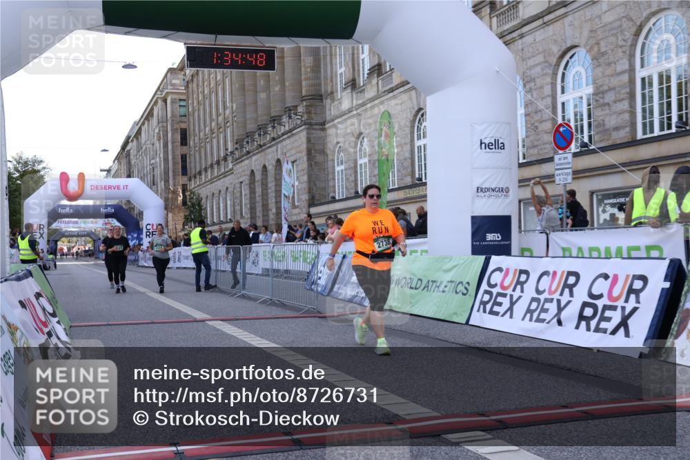 07.09.2025 - BARMER Alsterlauf Strokosch-Dieckow http://msf.ph/oto/8726731 07.09.2025 10:34:46 Ziel 2526, 2738, 5124, 5127 meine-sportfotos.de